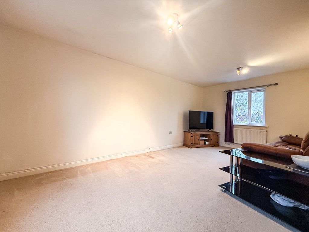Property photo 2 of 6 4690453