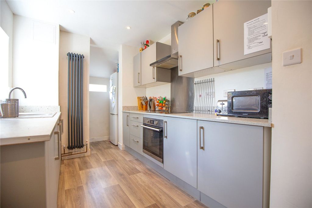 Property photo 2 of 17 Picture No. 07