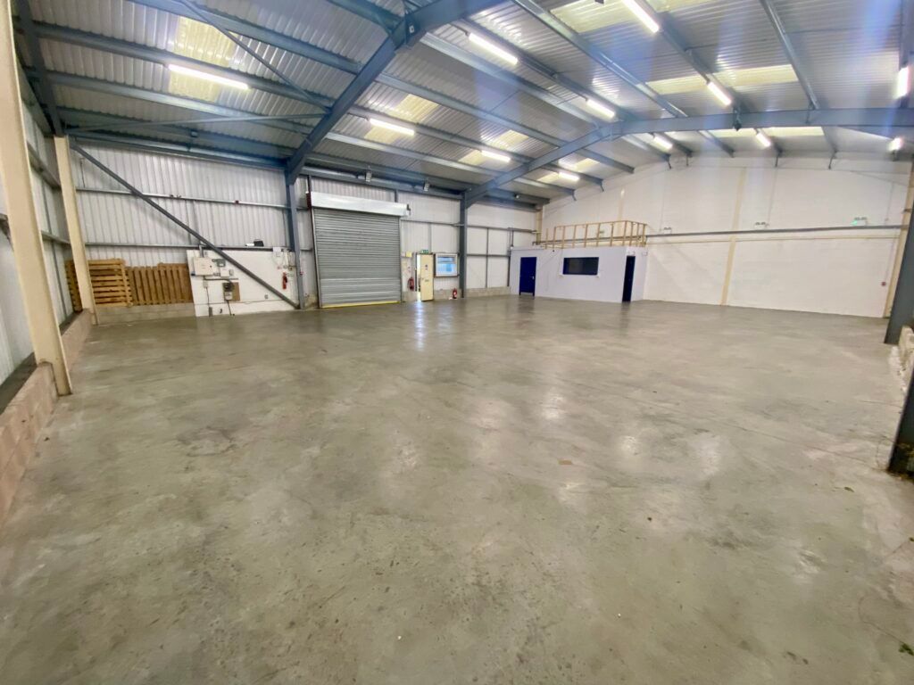 Property photo 3 of 6