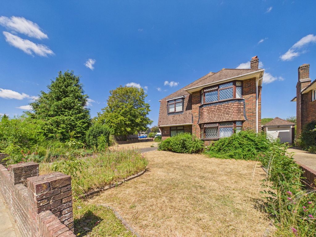 Property photo 1 of 24