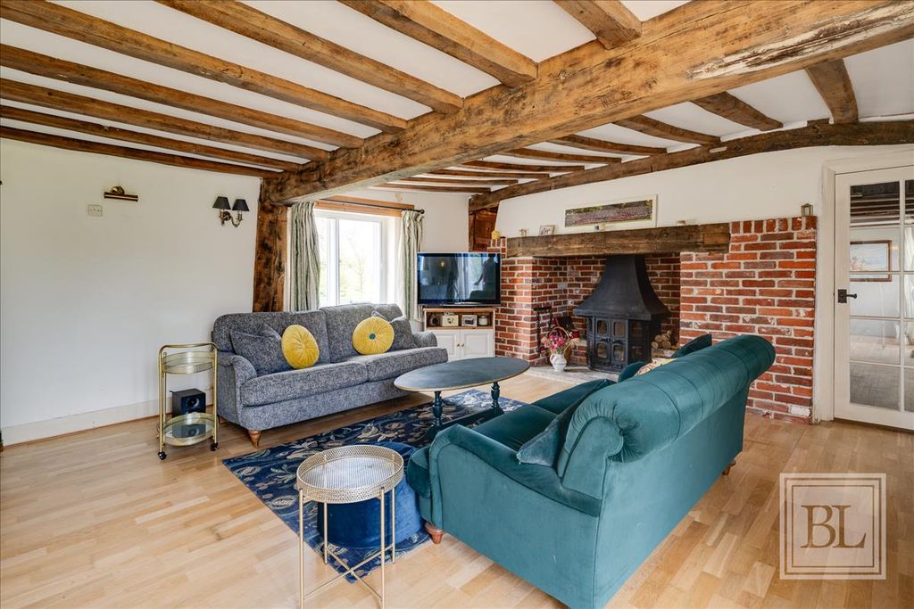 Property photo 3 of 34