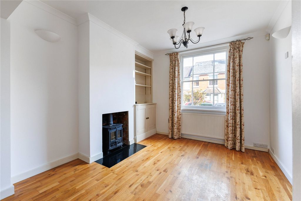 Property photo 2 of 13 Sitting Room