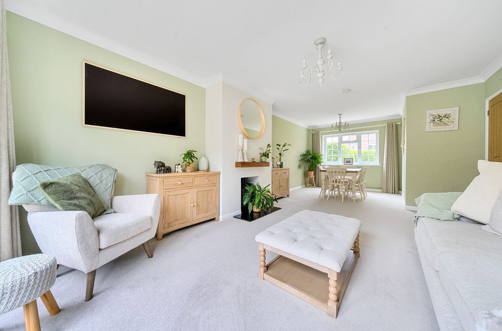 Property photo 2 of 20 1356888-12-68Cbec...