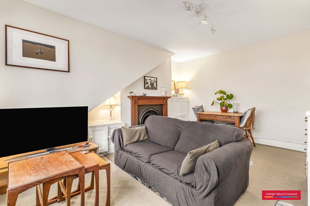 Property photo 2 of 7 Picture No. 24