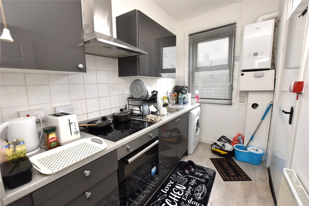 Property photo 3 of 11 Picture No. 34