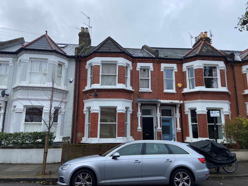 Property photo 1 of 17