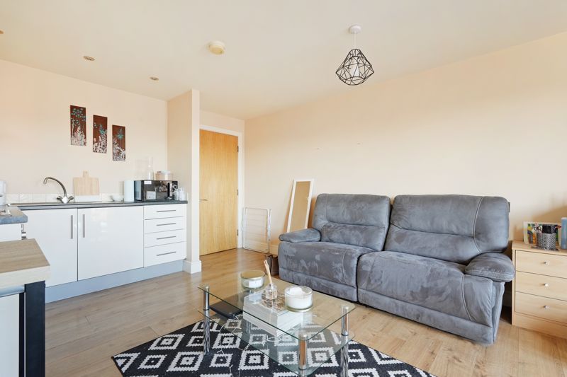 Property photo 3 of 13 Studio Living Space