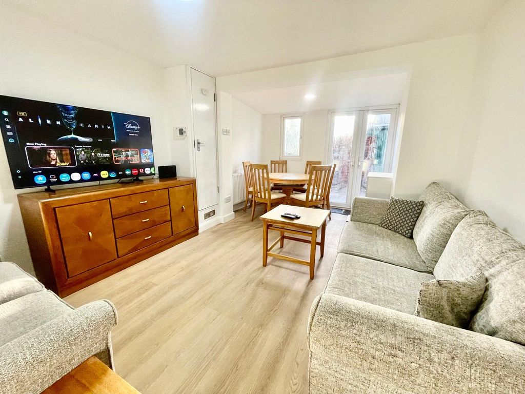 Property photo 3 of 7 Picture No. 03