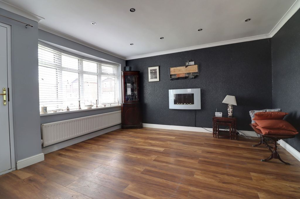 Property photo 2 of 12 Open Plan Living/Dining/Kitchen