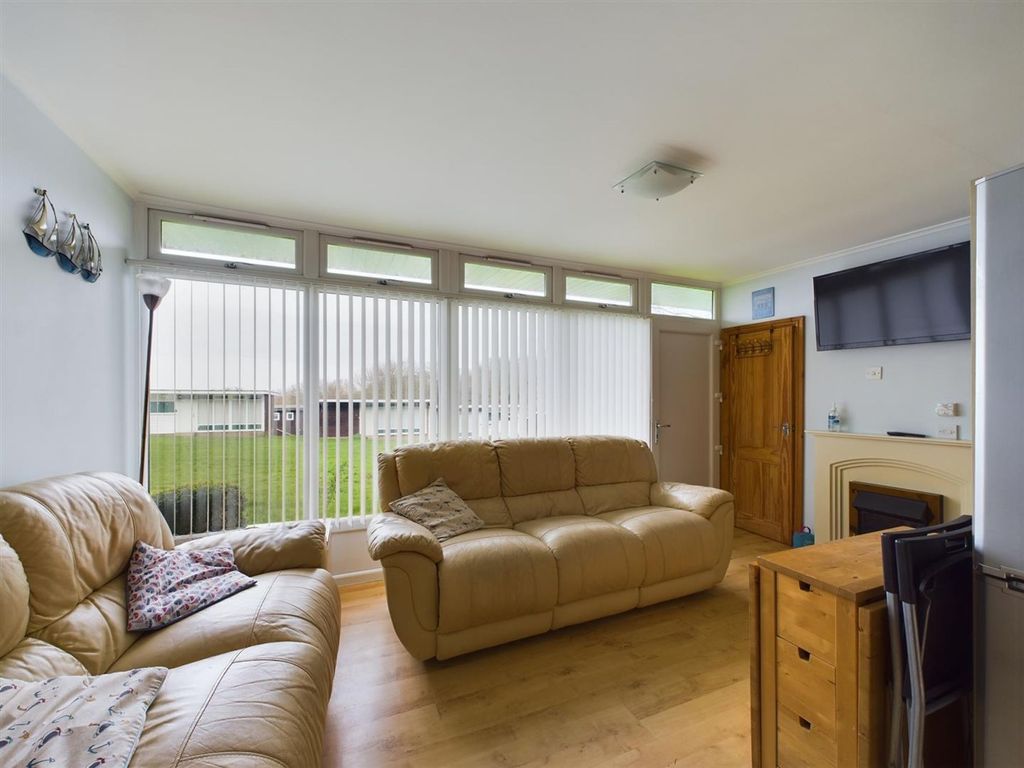 Property photo 3 of 8 Cam02546G0-Pr0139-Still005.Jpg