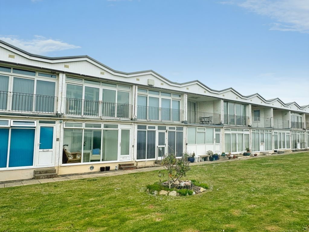 Additional image 8 of 1 bed flat for saleKingfisher Court, West Bay DT6