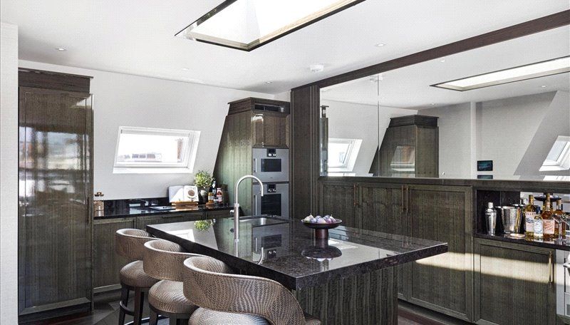 Property photo 2 of 14 Picture No. 12