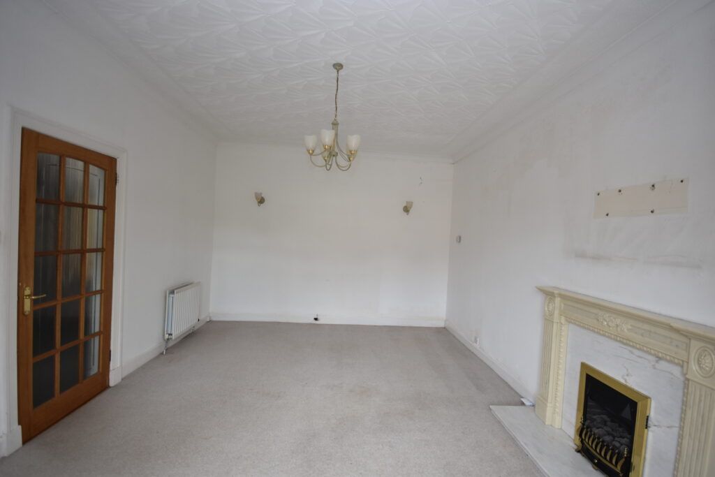 Property photo 3 of 31