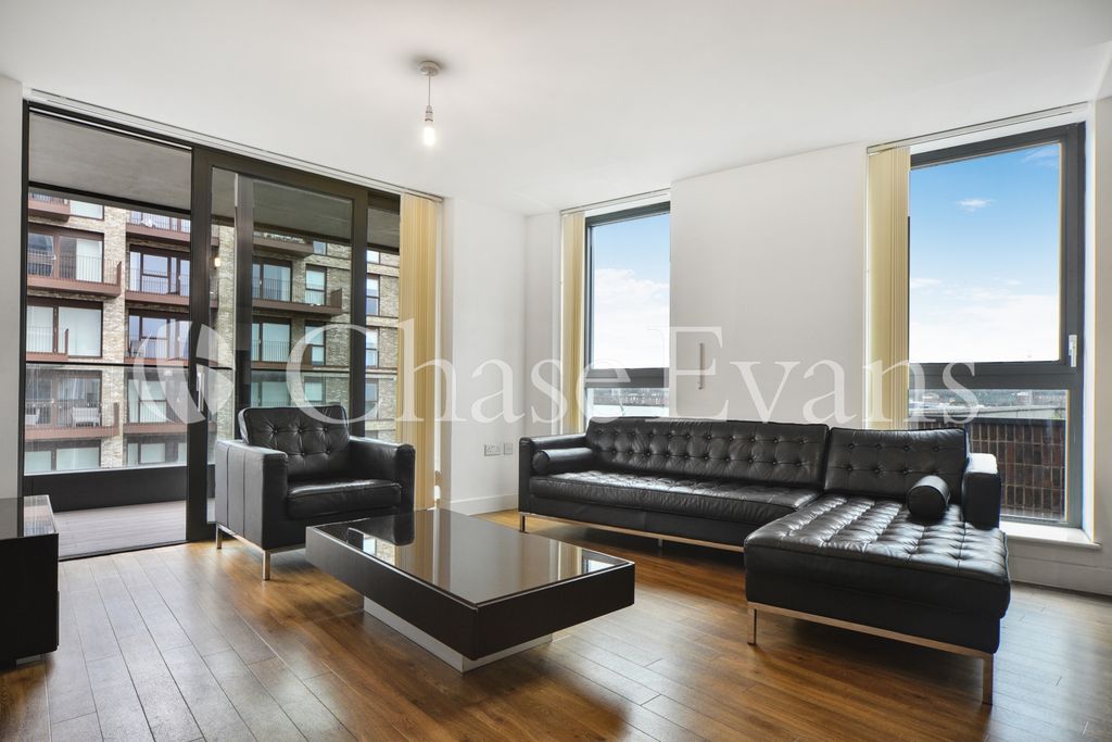 Property photo 1 of 14 Living Area