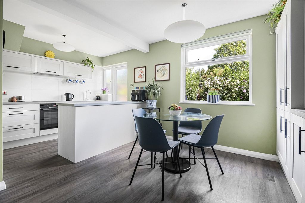 Property photo 2 of 26 Picture No. 05