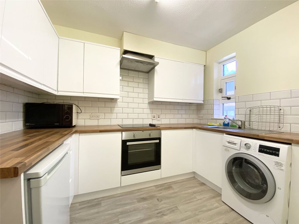 Property photo 2 of 10 Picture No. 05