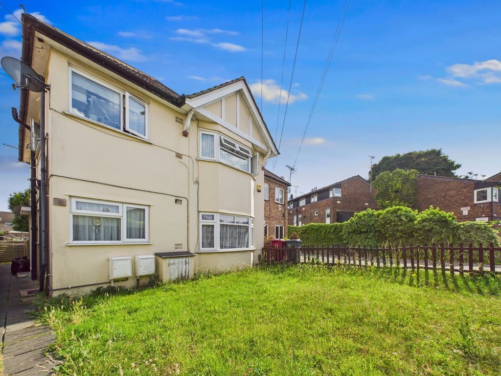 Property photo 1 of 7 Front