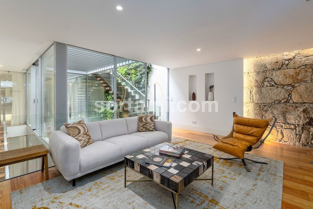 Property photo 1 of 41