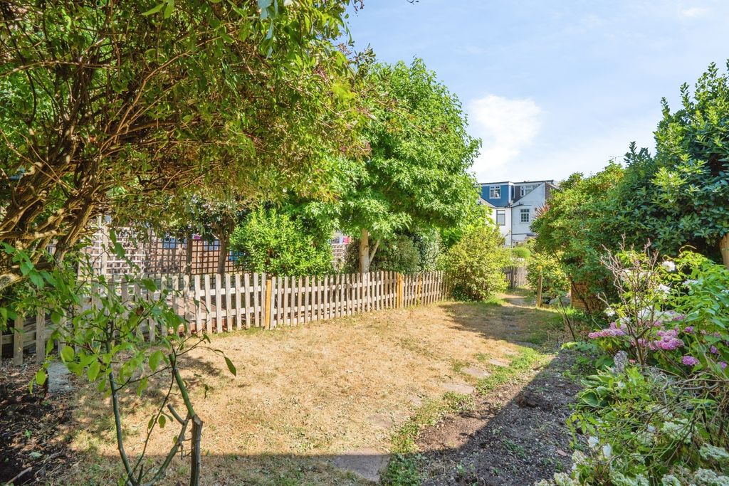 Property photo 3 of 18 Pbox-Img.Jpg
