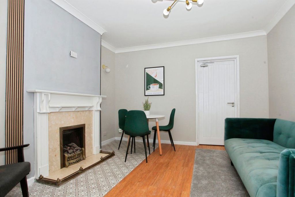 Property photo 3 of 3