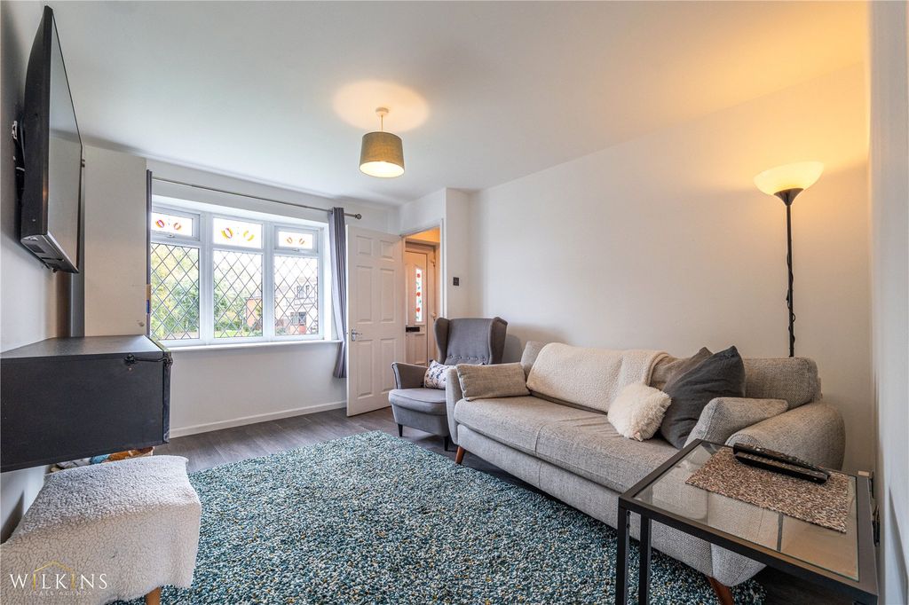 Property photo 2 of 24 Picture No. 13