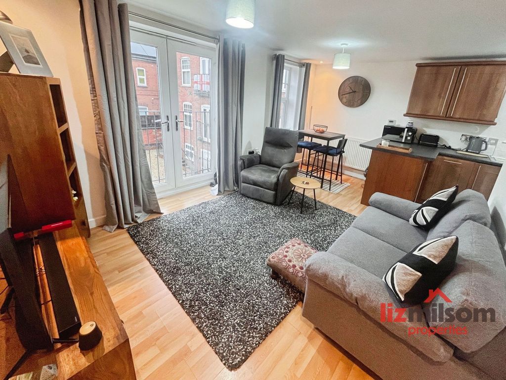 Property photo 3 of 10