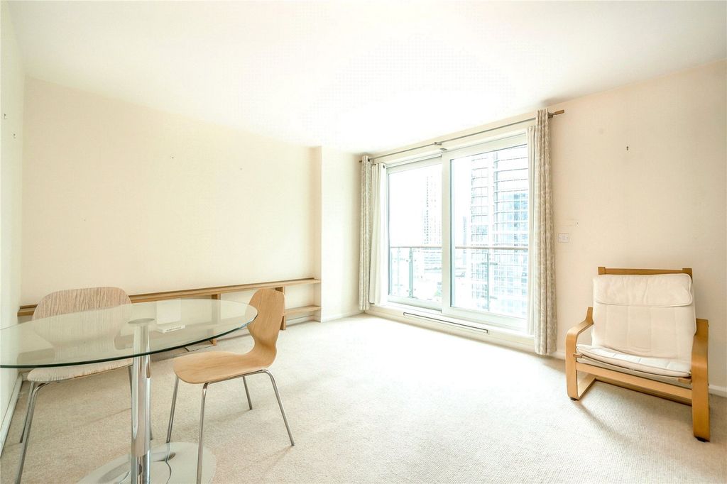 Property photo 2 of 11 Picture No. 16