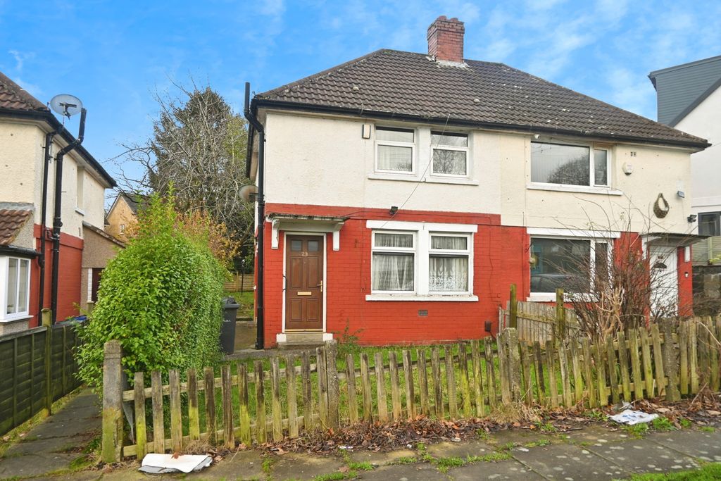 Property photo 1 of 8