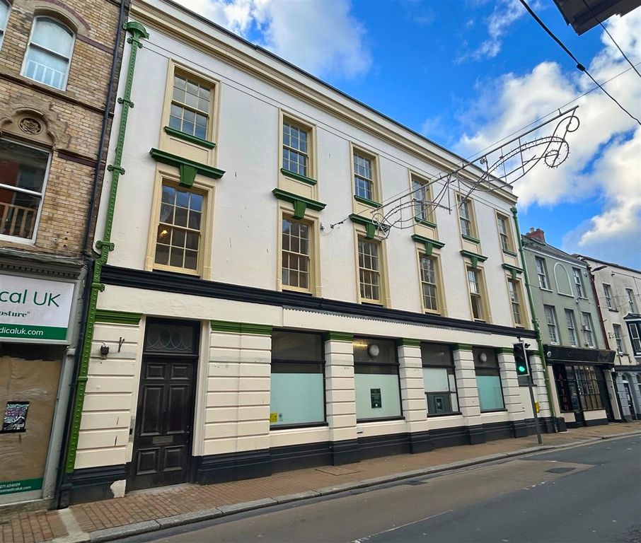 Property photo 1 of 5 Front.Jpg