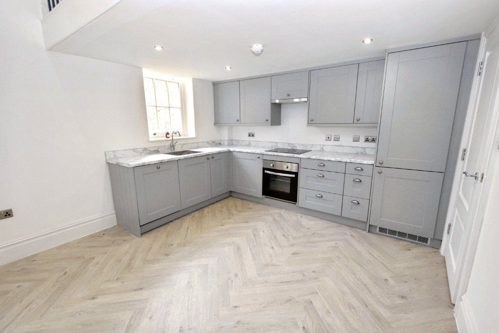Property photo 2 of 13 Kitchen