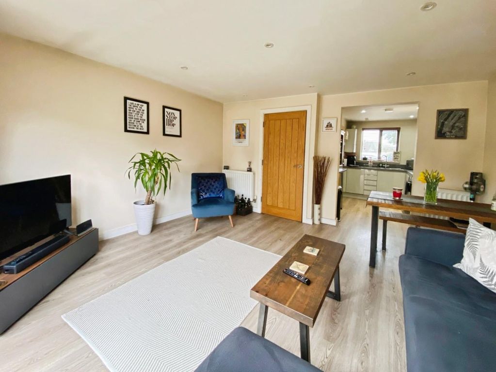 Property photo 1 of 12 12518988-Img_0346.Jpg