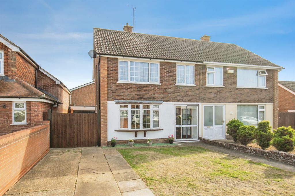 Property photo 1 of 21