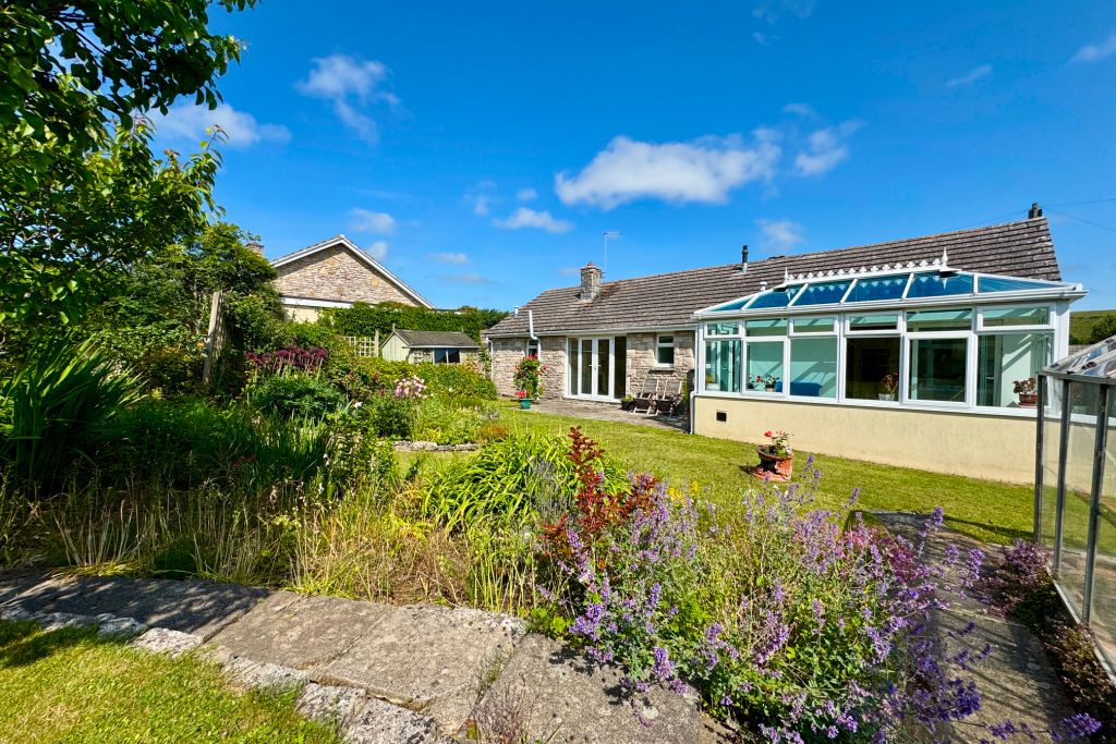 Property photo 3 of 16