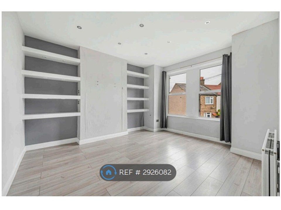 Property photo 2 of 4
