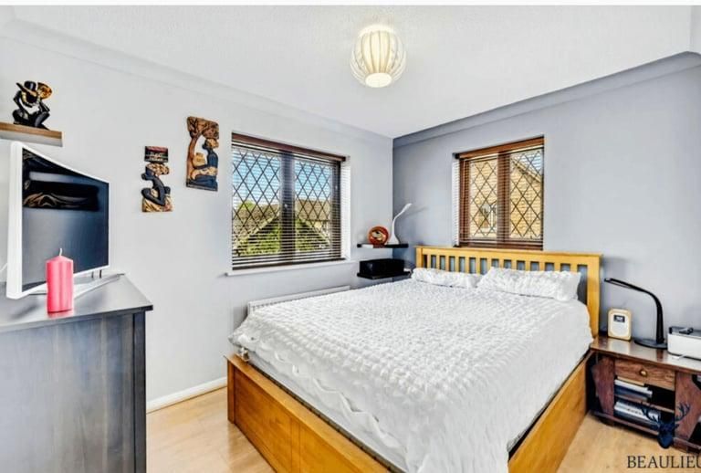 Property photo 1 of 8 Photo 1