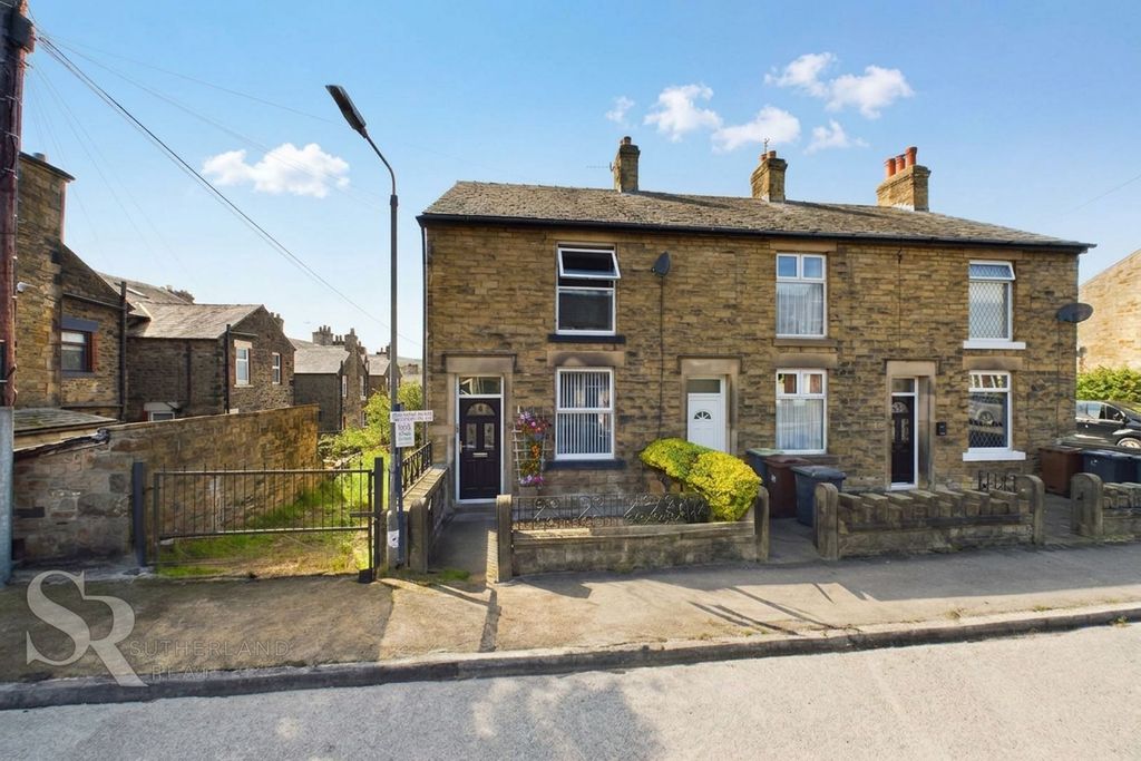 Property photo 1 of 25