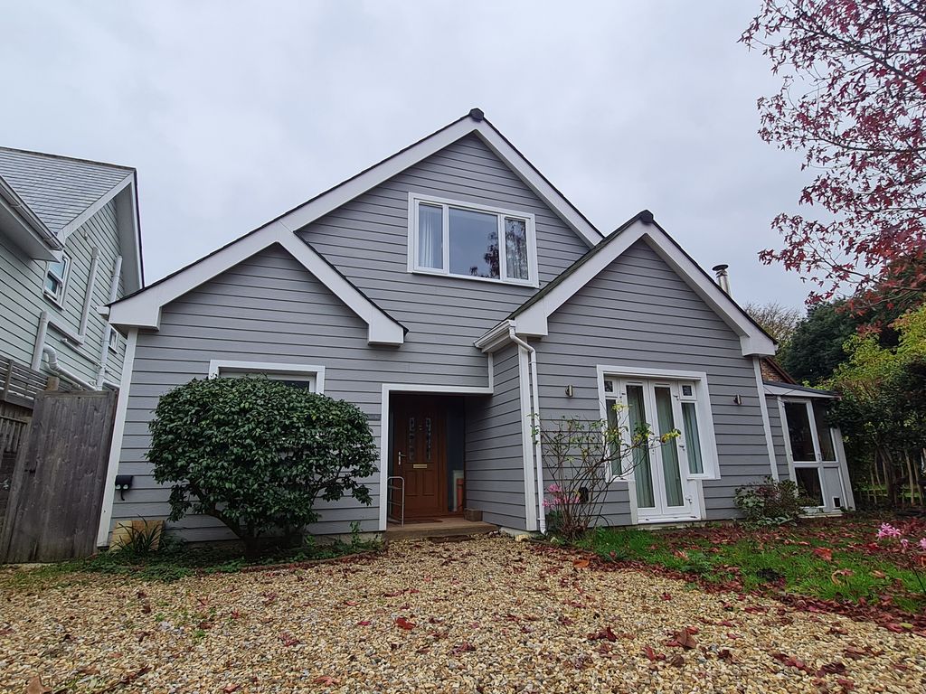 Property photo 3 of 21