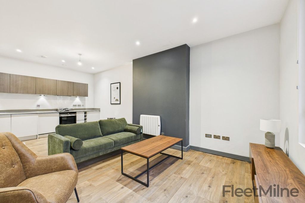 Property photo 3 of 10 Living/Dining Room