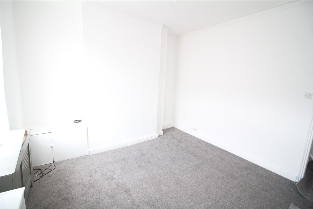 Property photo 3 of 13 Img_5439[1].Jpg
