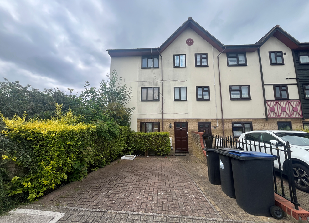 Property photo 1 of 1