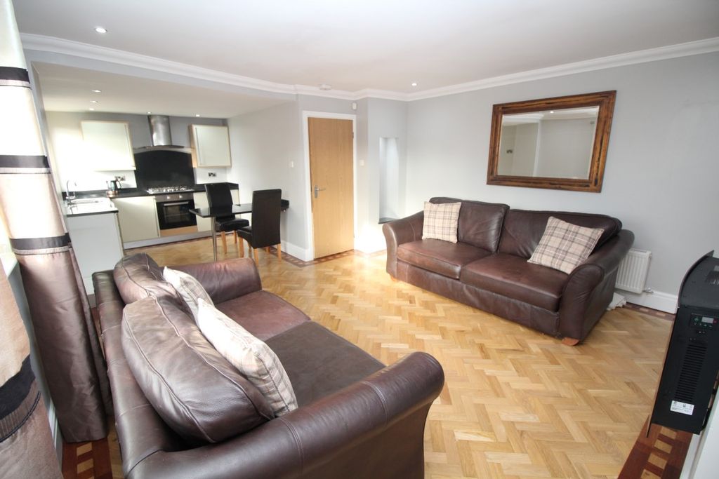 Property photo 3 of 12 Living Room