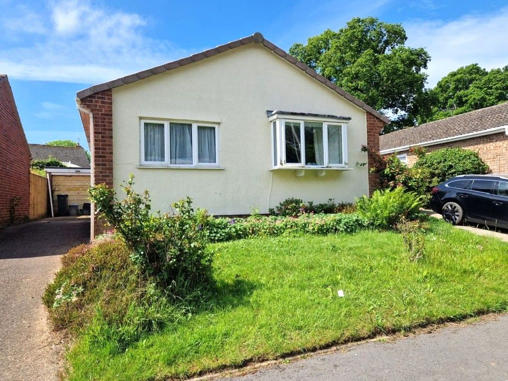 Property photo 1 of 8