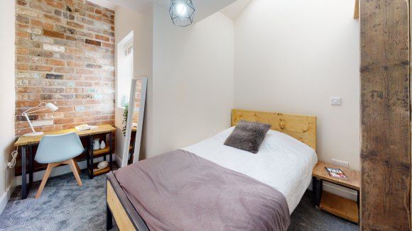 Property photo 3 of 8 7928176.Jpg