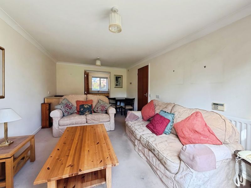 Property photo 2 of 11 Photo 1