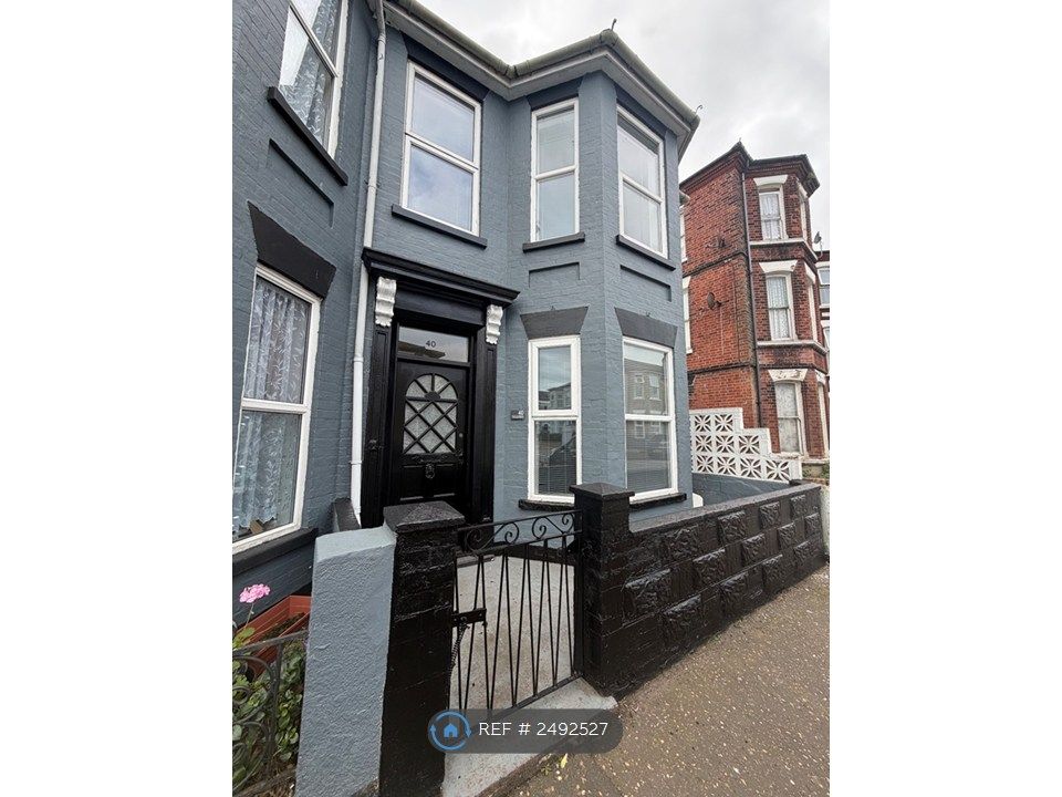 Property photo 1 of 30