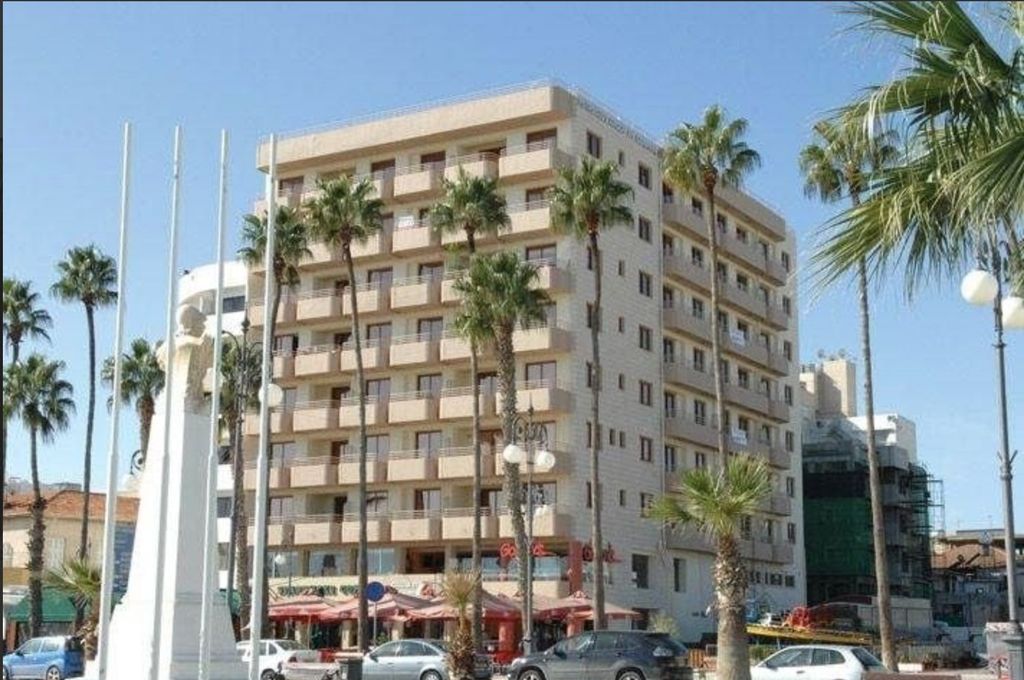 Property photo 2 of 29