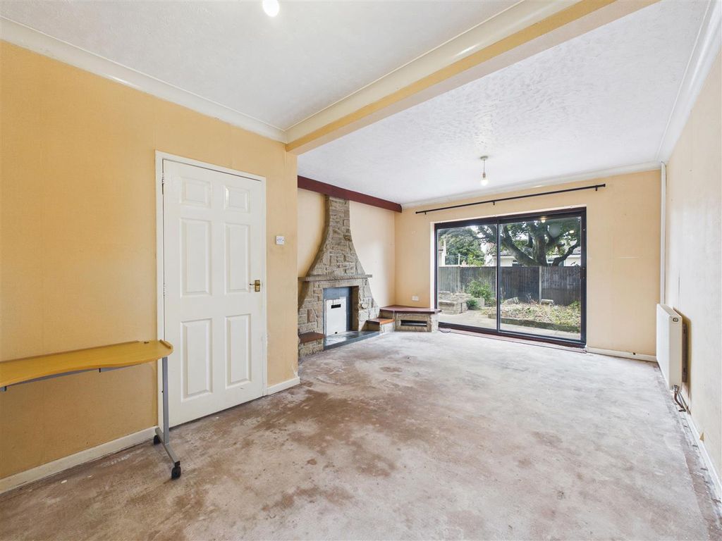 Property photo 3 of 20 Cam05476G0-Pr0302-Still001.Jpg