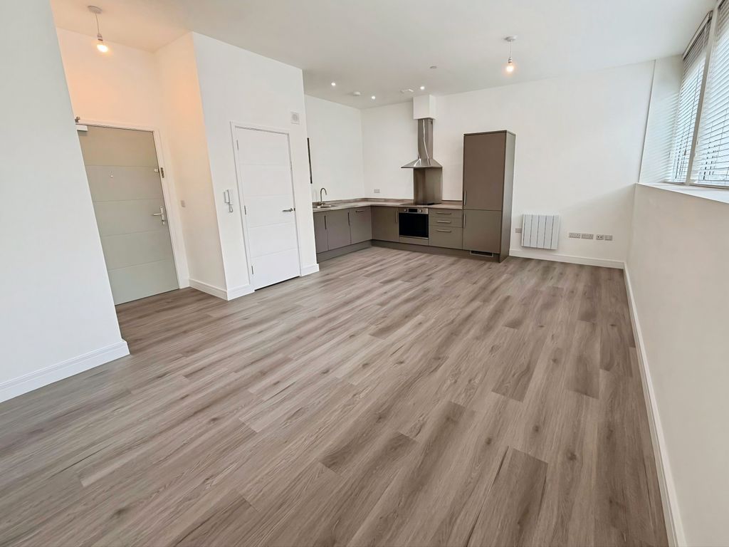 Property photo 2 of 13 Kitchen