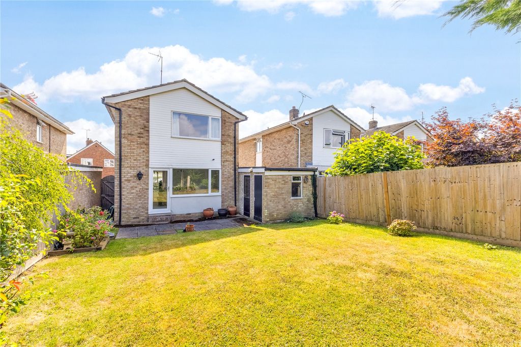 Property photo 2 of 18 Picture No. 23