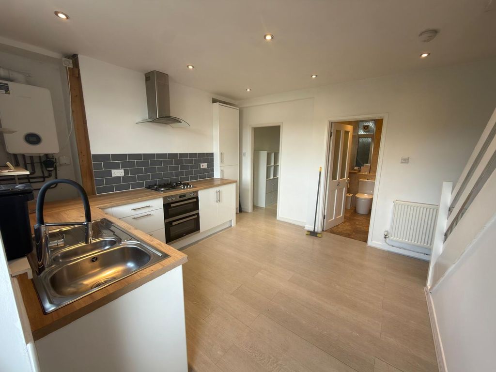 Property photo 1 of 26